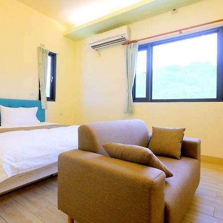 96 Coll Pig Hotel Джиан Екстериор снимка