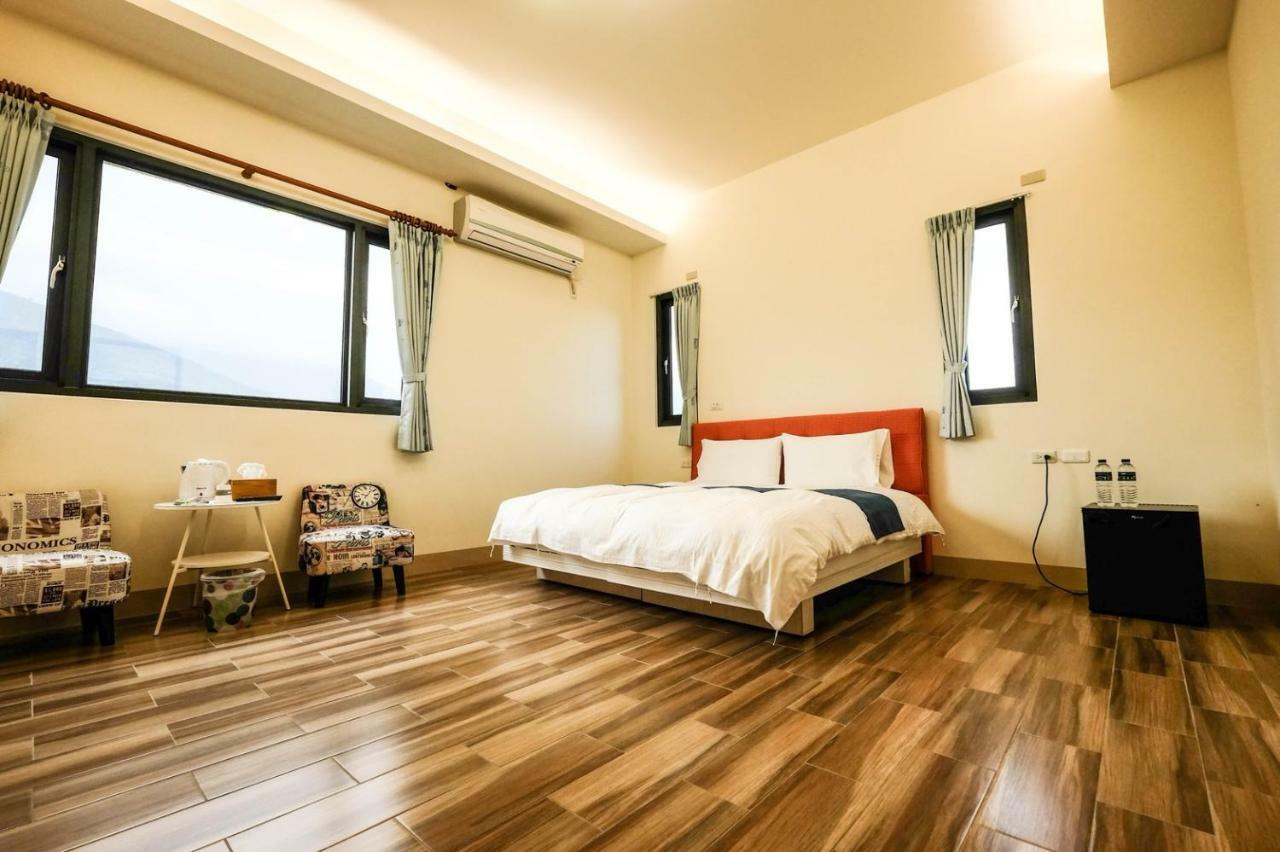 96 Coll Pig Hotel Джиан Екстериор снимка